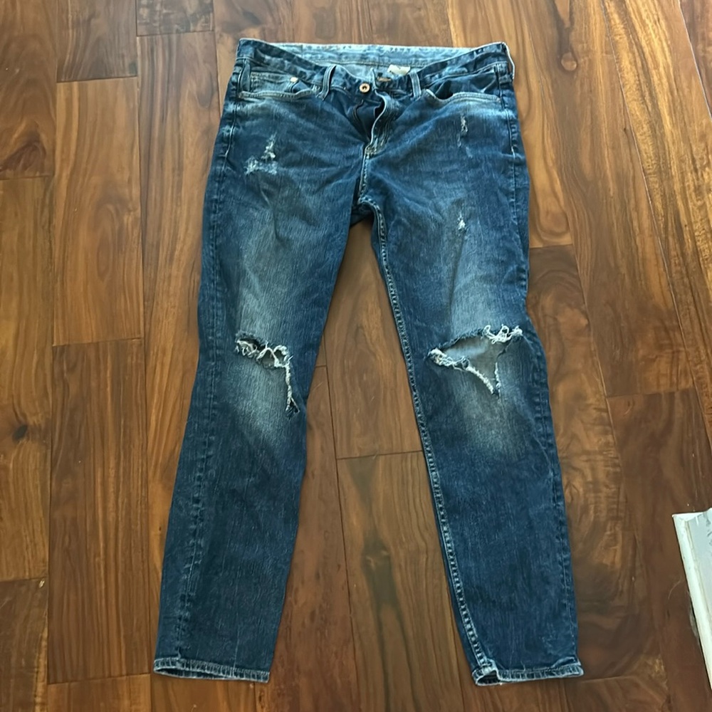 H&M @DENIM jeans sz 30 tapered leg distressed boyfriend low waist made in Turkey